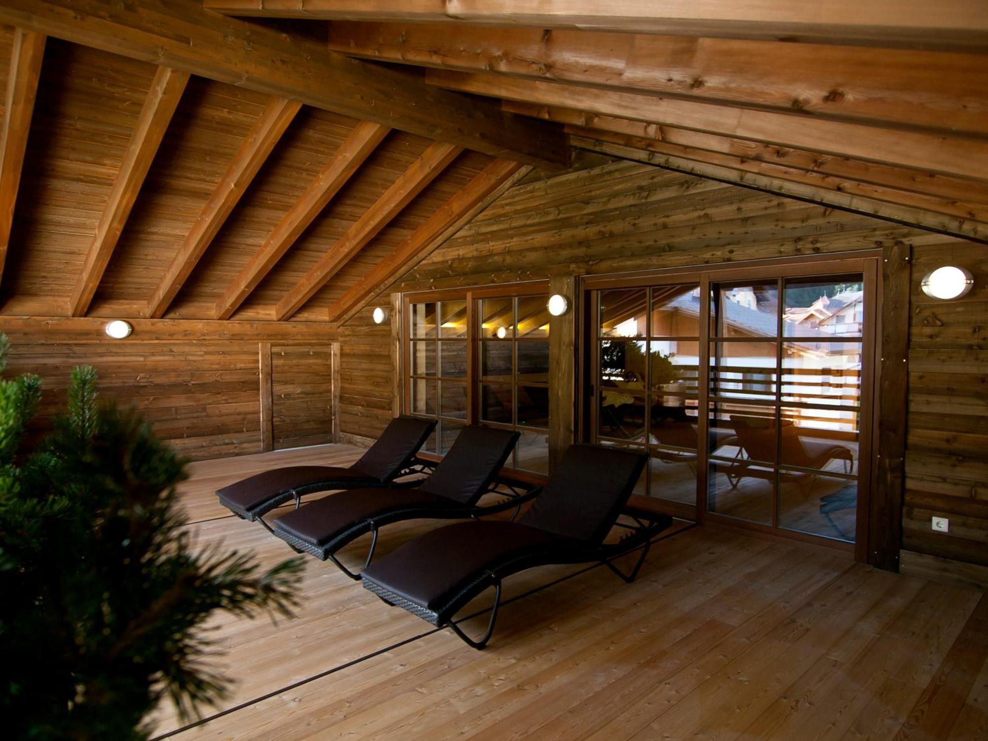 Zin Senfter Residence Innichen Buitenkant foto